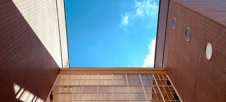 Pasaules līderis ēku vadības sistēmās (BMS) iegādājies Latvijas Echoo Group