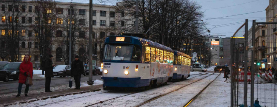 Rīgā apsekos 7. tramvaja līnijas izbūves darbus