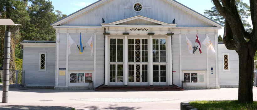 Nojauks publisko tualeti pie Dzintaru koncertzāles